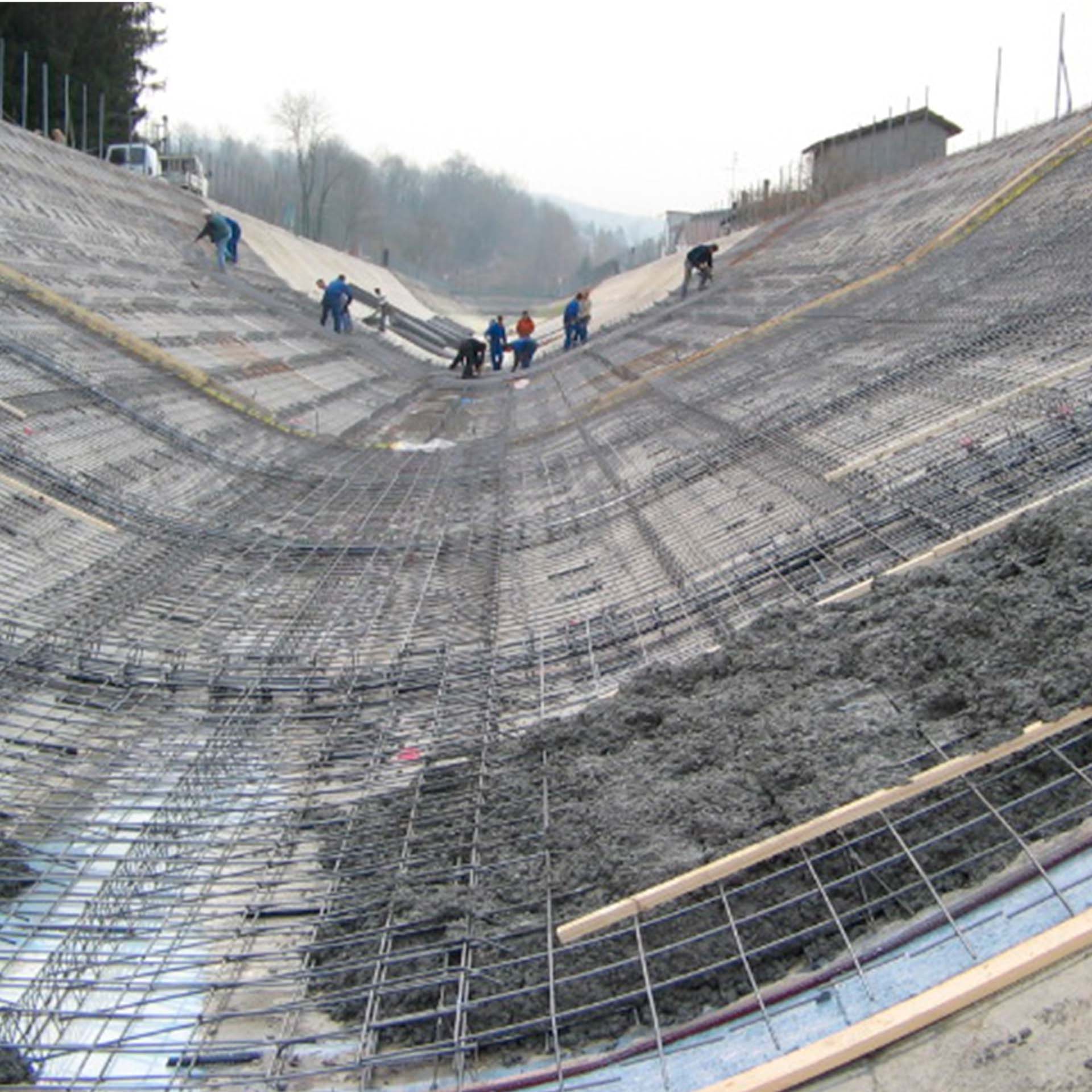 feltrin_pavimentazioni_calcestruzzo_strade_rampe_marciapiedi_sponde_canali_idrici_27