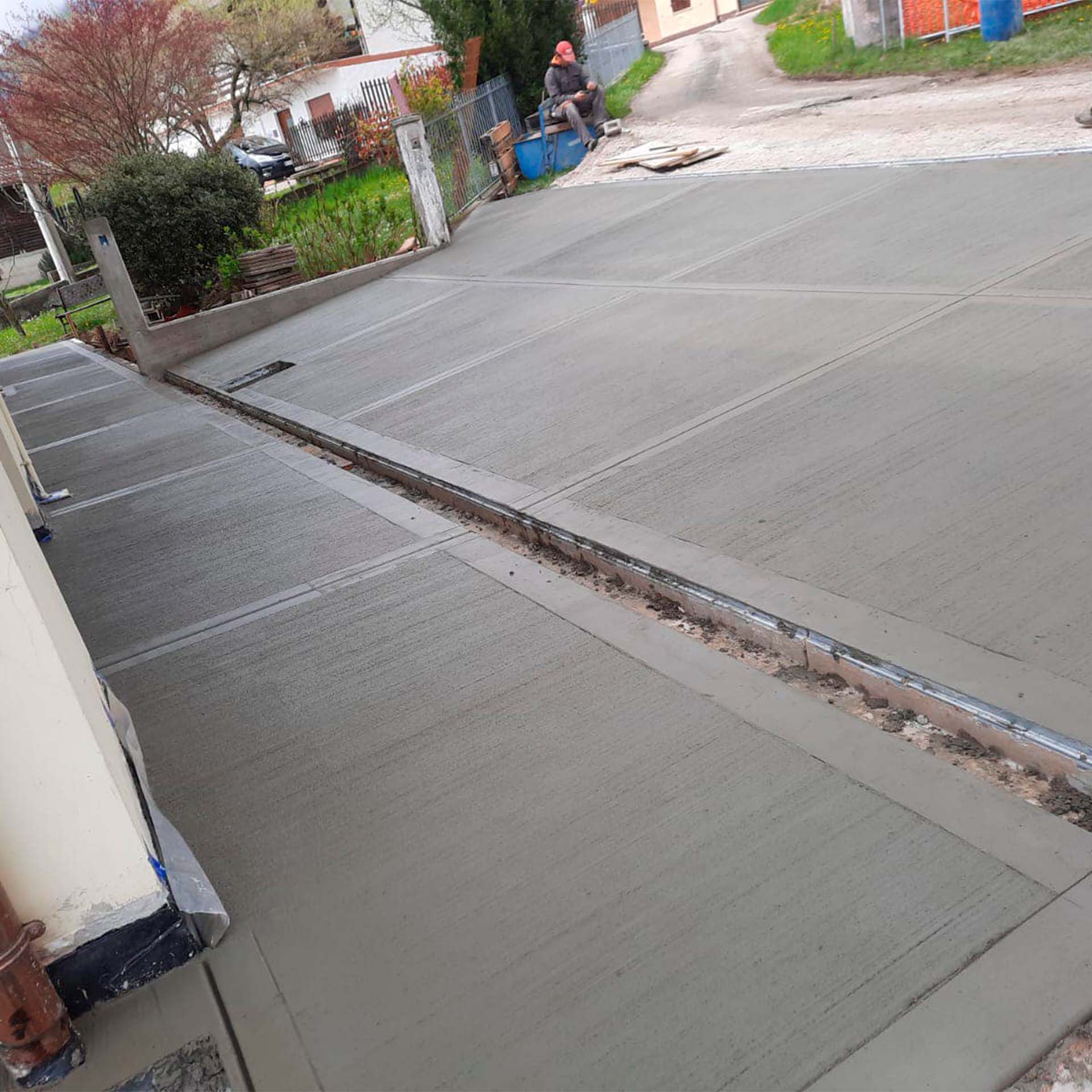 feltrin_pavimentazioni_calcestruzzo_strade_rampe_marciapiedi_sponde_canali_idrici_3
