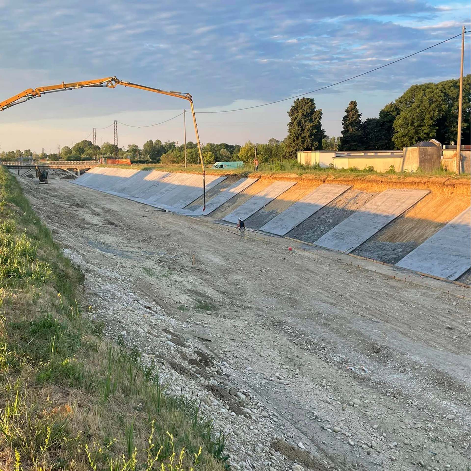 feltrin_pavimentazioni_calcestruzzo_strade_rampe_marciapiedi_sponde_canali_idrici_31